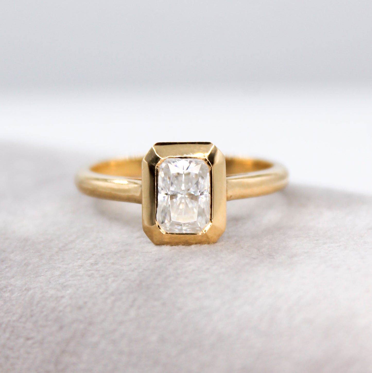Anillo Camila