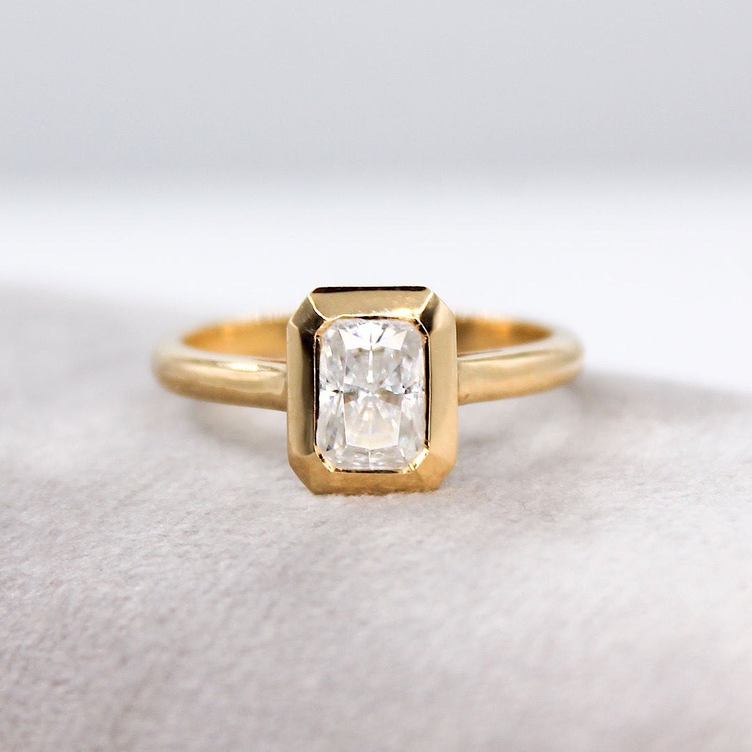 Anillo Camila